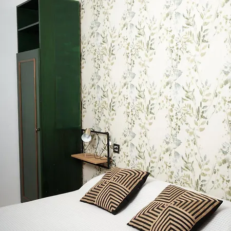 Hostal Rua 35